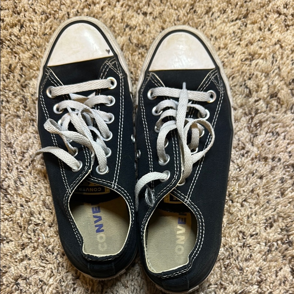 Converse Black and White Classic Sneakers Low-Top Canvas